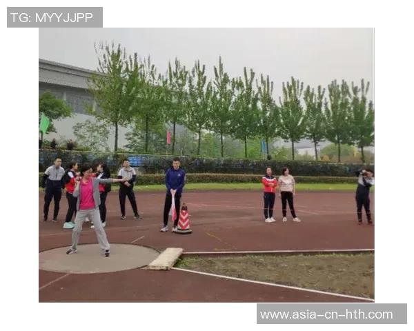 青岛中考足球赛事热潮来袭学生们展现青春风采与拼搏精神